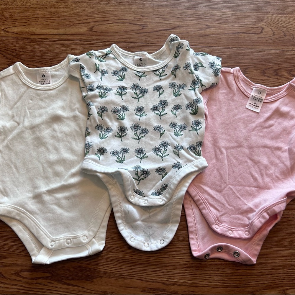 Baby girl Australian Target 100% organic cotton onesies x3